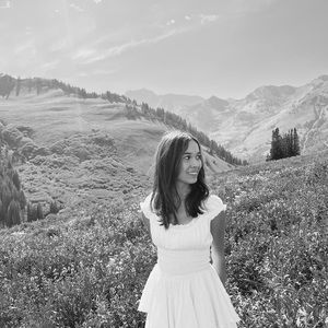 Meet your posher, Isabella!